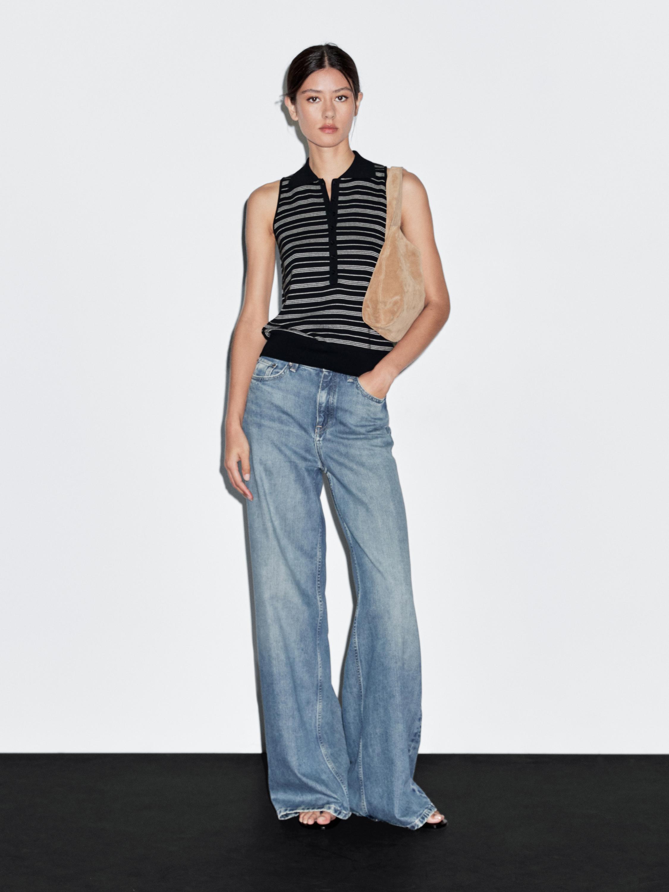 100% cotton polo shirt with striped details